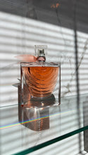 Load image into Gallery viewer, 2 mL LA VIE EST BELLE IRIS ABSOLU EAU DE PARFUM
