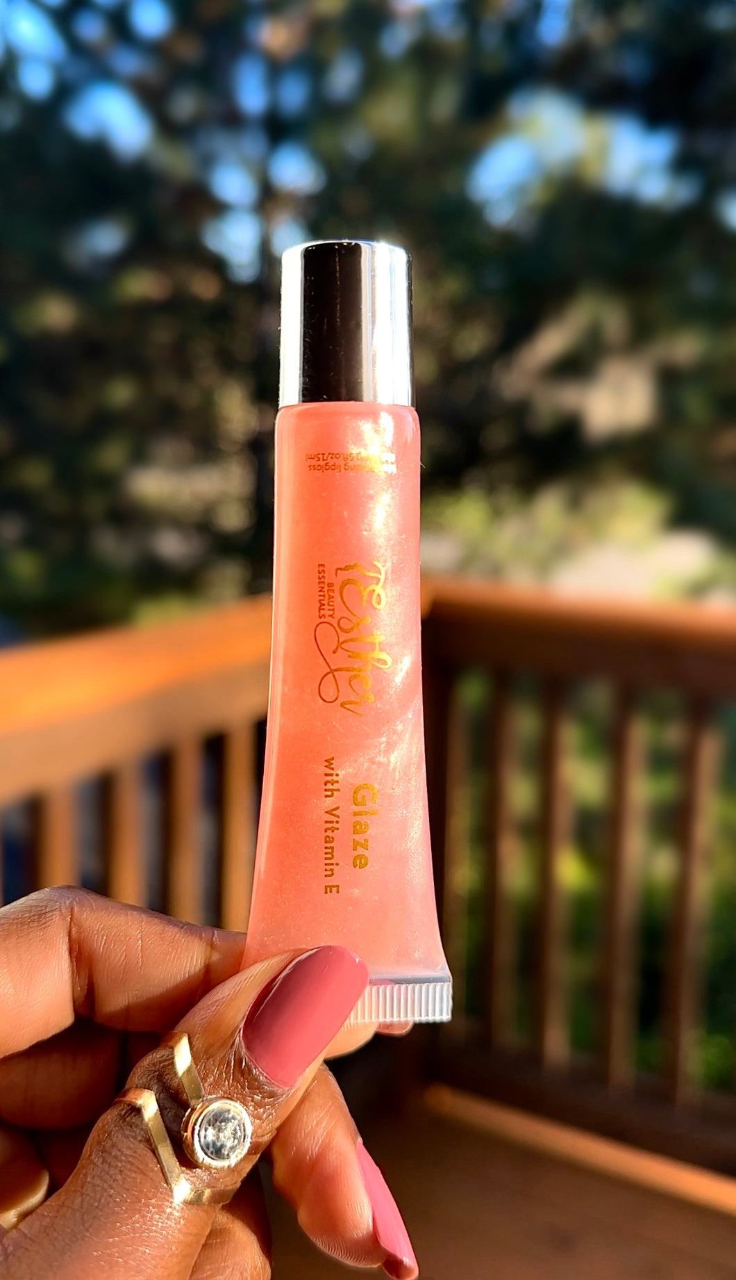 CLEAR, HIGH SHINE LIPGLOSS