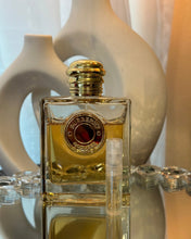 Load image into Gallery viewer, 2 mL BURBERRY GODDESS EAU de PARFUM
